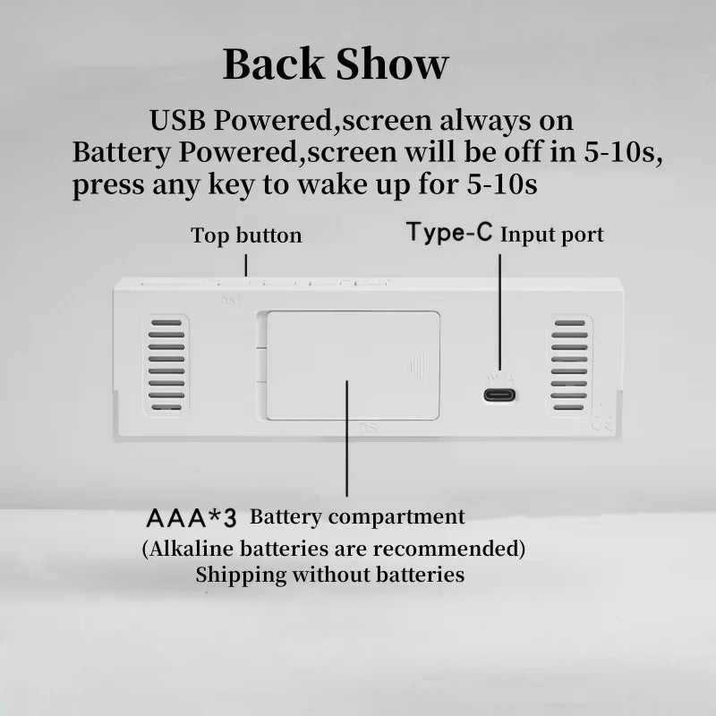Rückseite des digitalen USB-Weckers mit LED-Anzeige: Type-C-Port, Top-Taste und Batteriefach (AAA, 3 Stück)