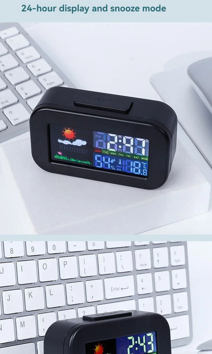 Wetterstation-Uhr mit Farbdisplay – kompakte Tischuhr zeigt Uhrzeit, Temperatur und Luftfeuchtigkeit.